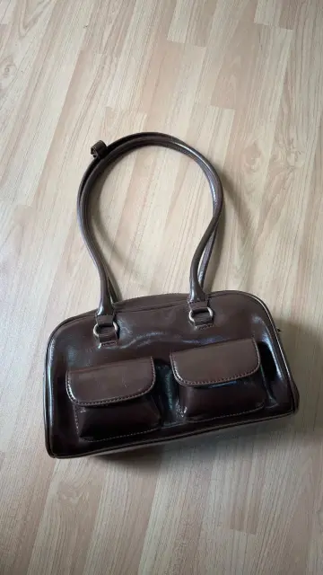 Tas Wanita Stylish Bermerek