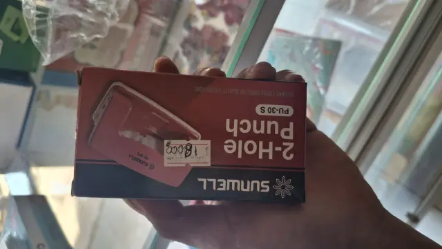 Pelubang Kertas (kecil)