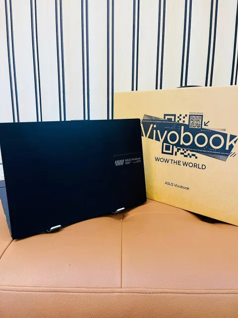 ASUS Vivobook E1404F - Foto 2