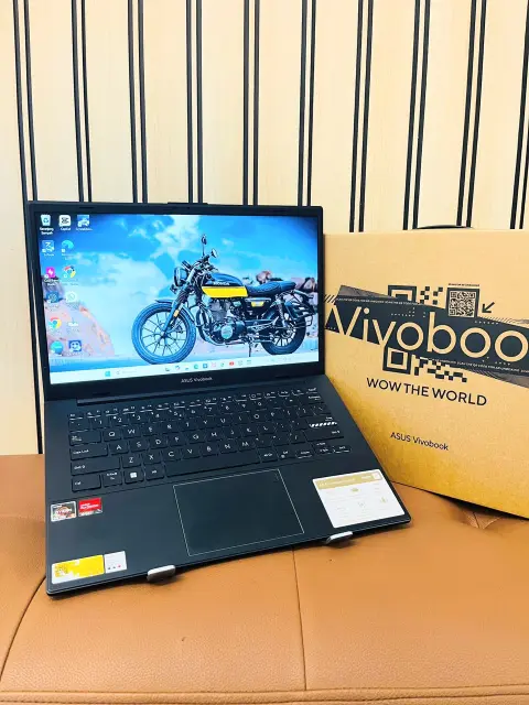 ASUS Vivobook E1404F - Foto 3
